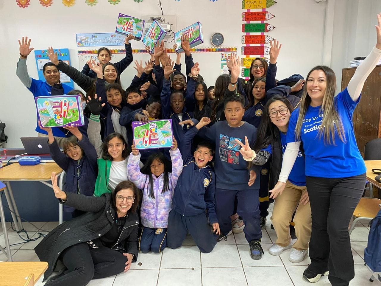 4_voluntariado_en_aula